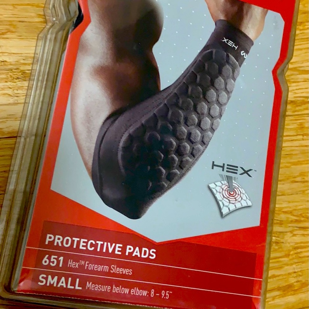 McDavid Hex Forearm Sleeves Black~Small